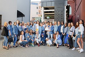 Фотоотчет: джинсовый PRETAPORTAL Fashion Coffee