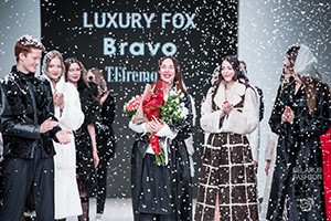 T.Efremova. Luxury fox. Bravo. Показ на Белорусской Неделе Моды